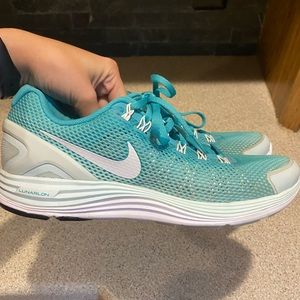 Nike Lunarglide 4 Breathe Size 9.5